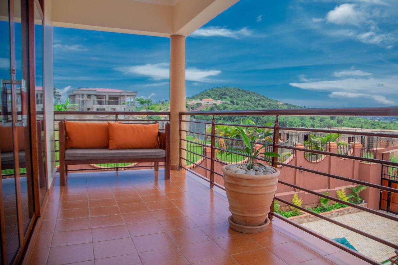 Savannah Suites Kampala Exterior foto